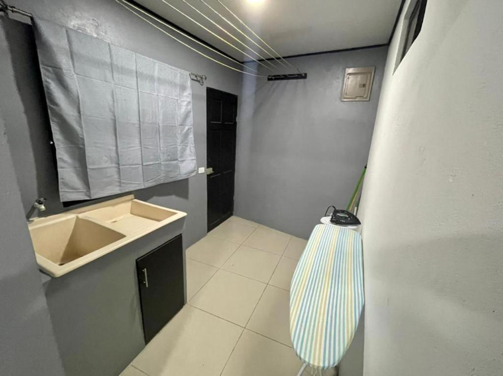 Apartamentos Cielo #1, Airport Juan Santamaria ألاخويلا المظهر الخارجي الصورة